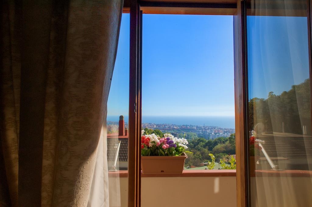 Villa Mareluna - Sea View And Garden Salerno Exterior photo